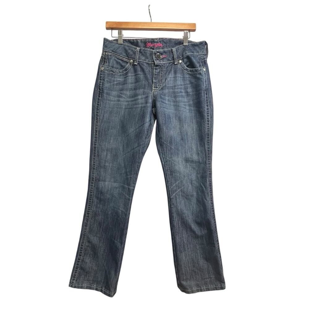 Wrangler Juniors Size 7/8 x 32 Whiskered Front Medium Wash Straight Denim Jeans
